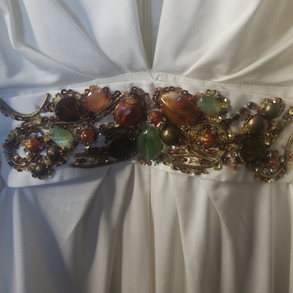 Dress - Picture 3 of 4